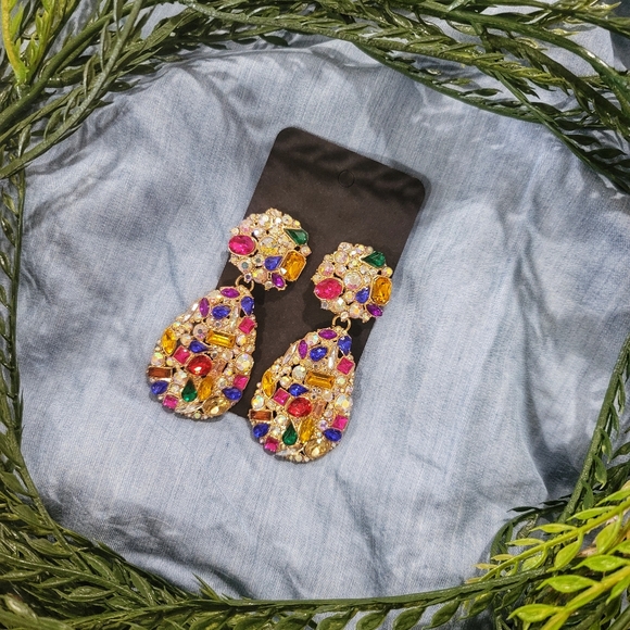 EARRINGS!!!! - Picture 1 of 3